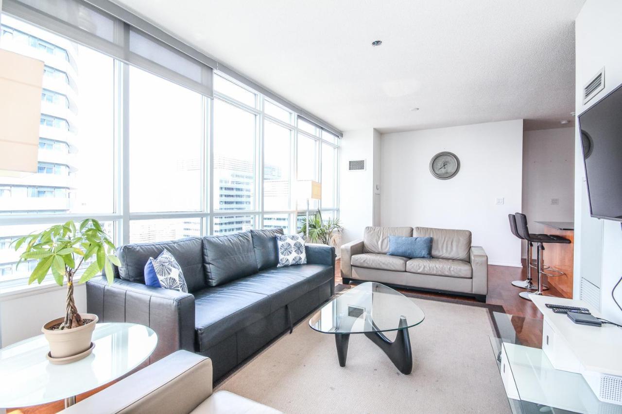 Sarkar Suites - Maple Leaf Square Торонто Екстер'єр фото