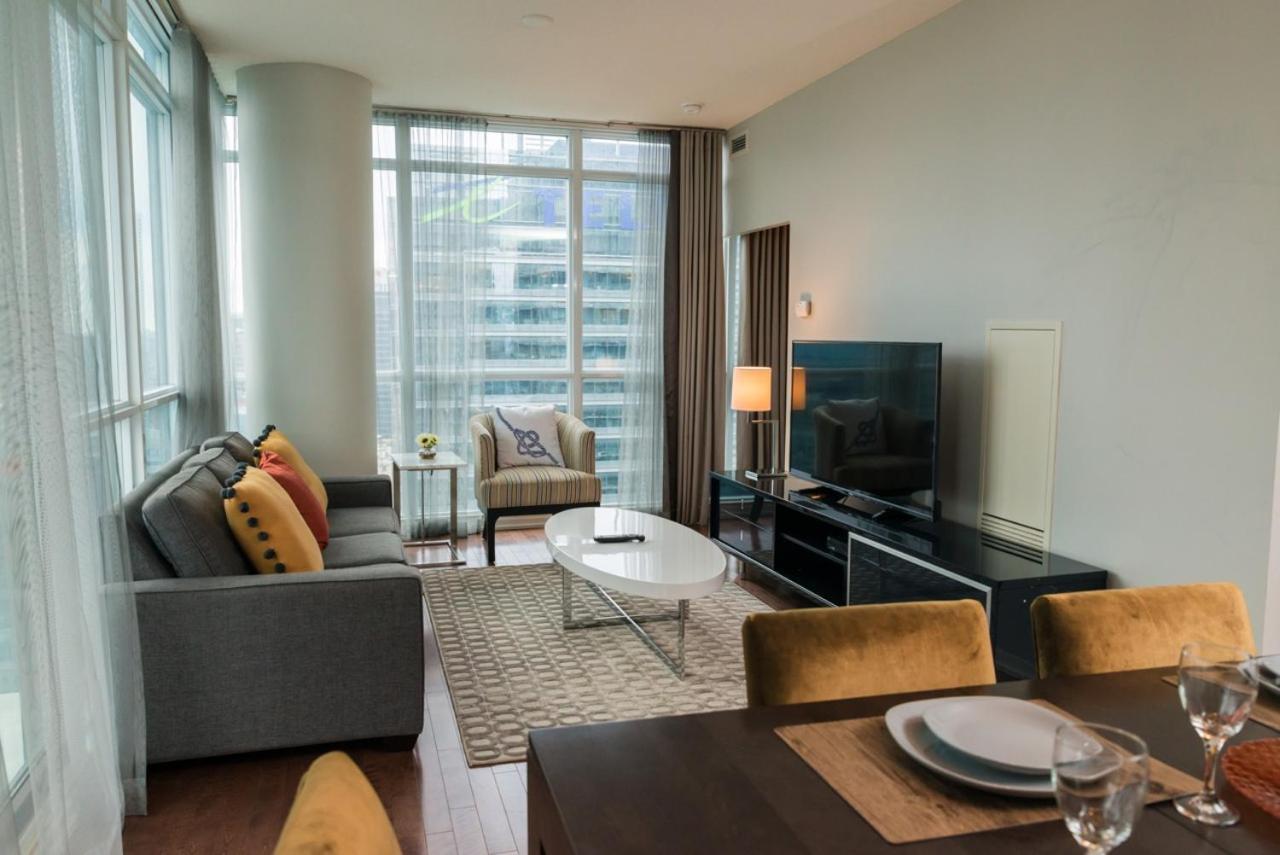 Sarkar Suites - Maple Leaf Square Торонто Екстер'єр фото